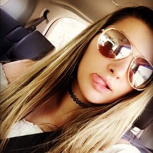 Meet your Posher, Harley